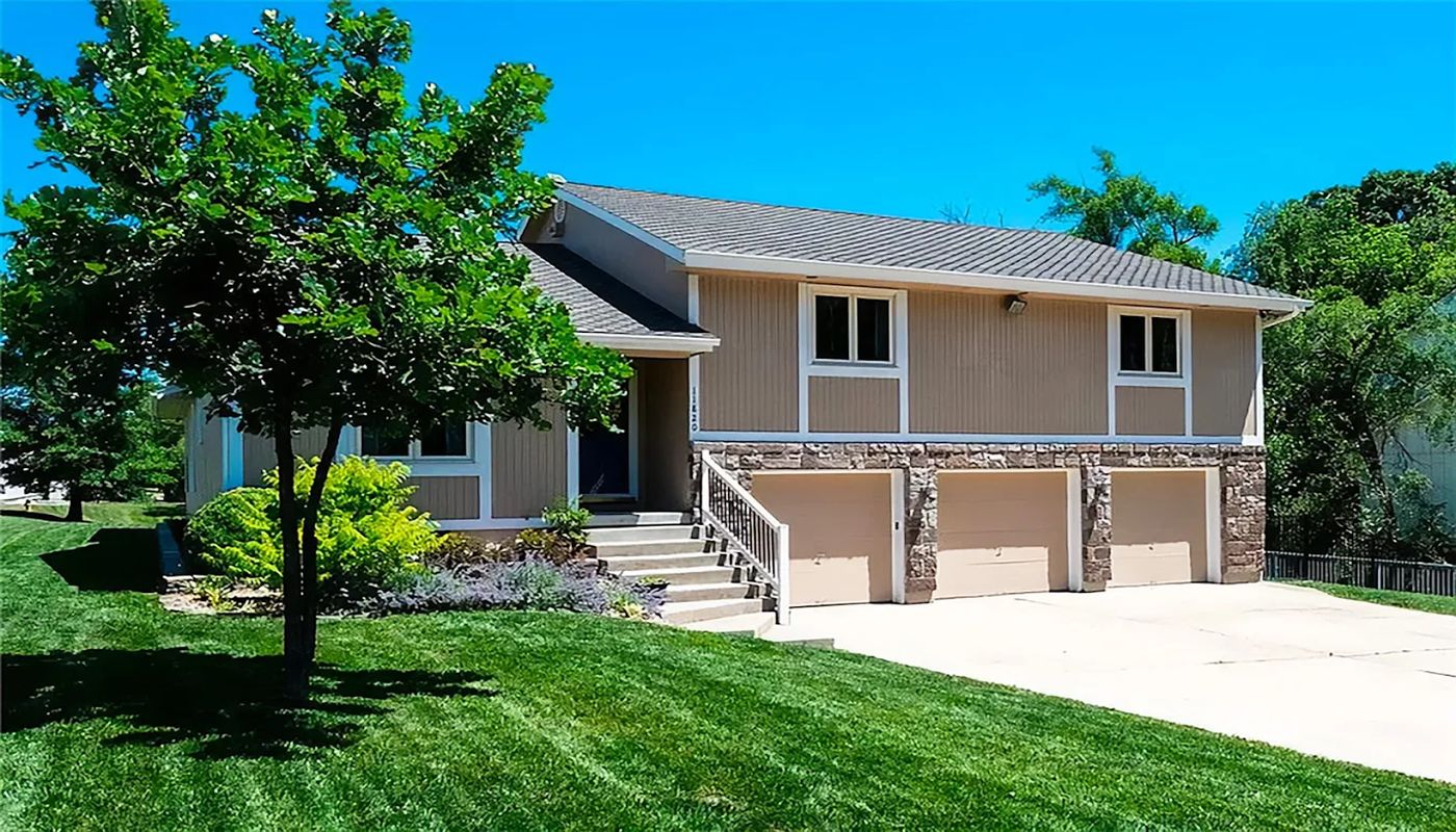 Hope is Alive Recovery Homes - Missouri