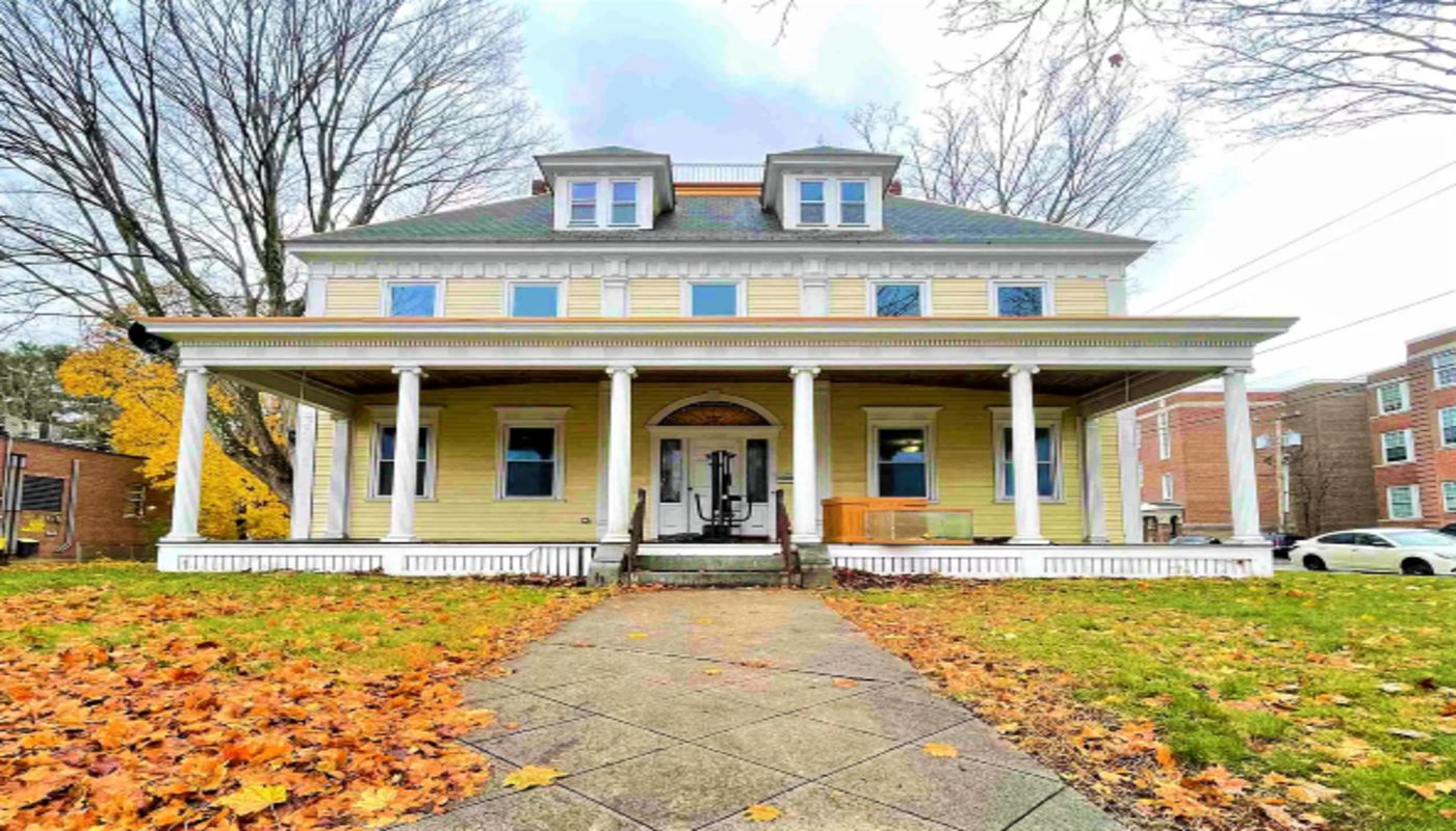 Stoodley Men's Sober House