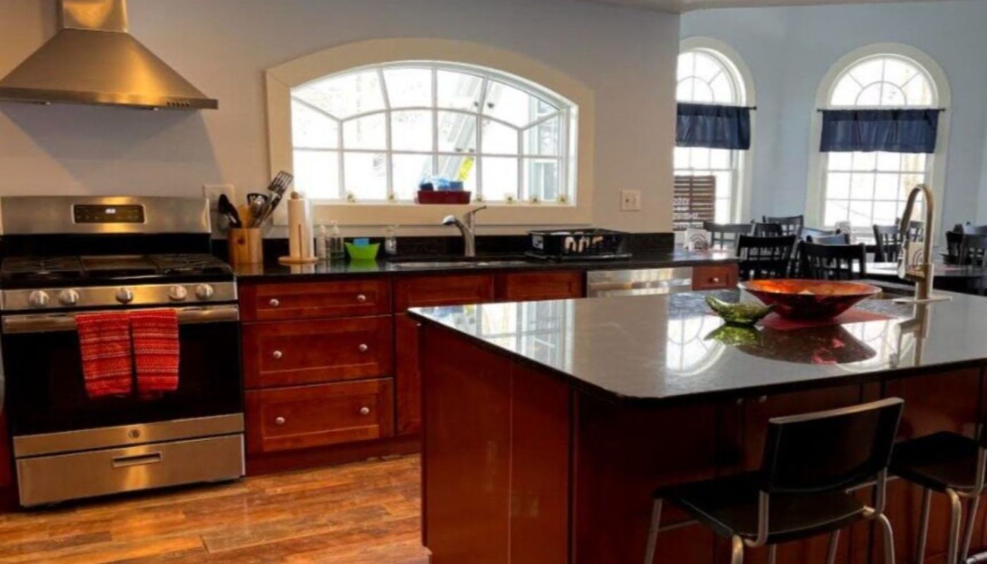 Riverbend Tower Hill Recovery Home